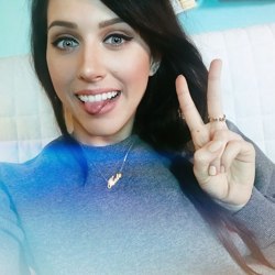 Шлюха Ксения 22323 Шлюха Ксения 22323
