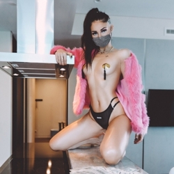 Шлюха Берта 41107 Шлюха Берта 41107
